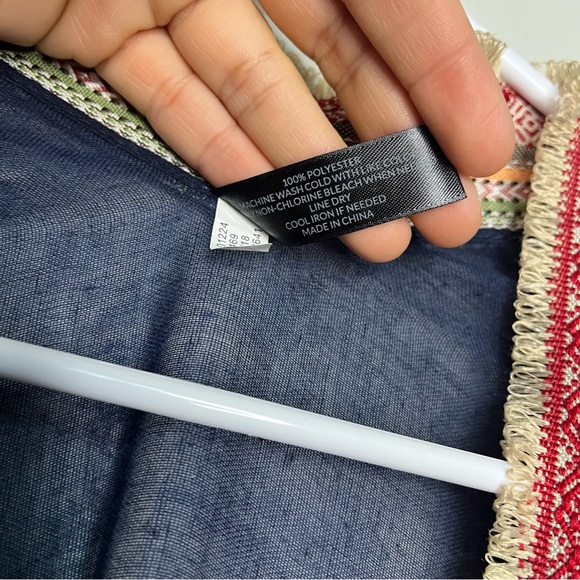 LANE BRYANT Floral Kimono with Navy and Multicolor Design - Picture 4 of 7